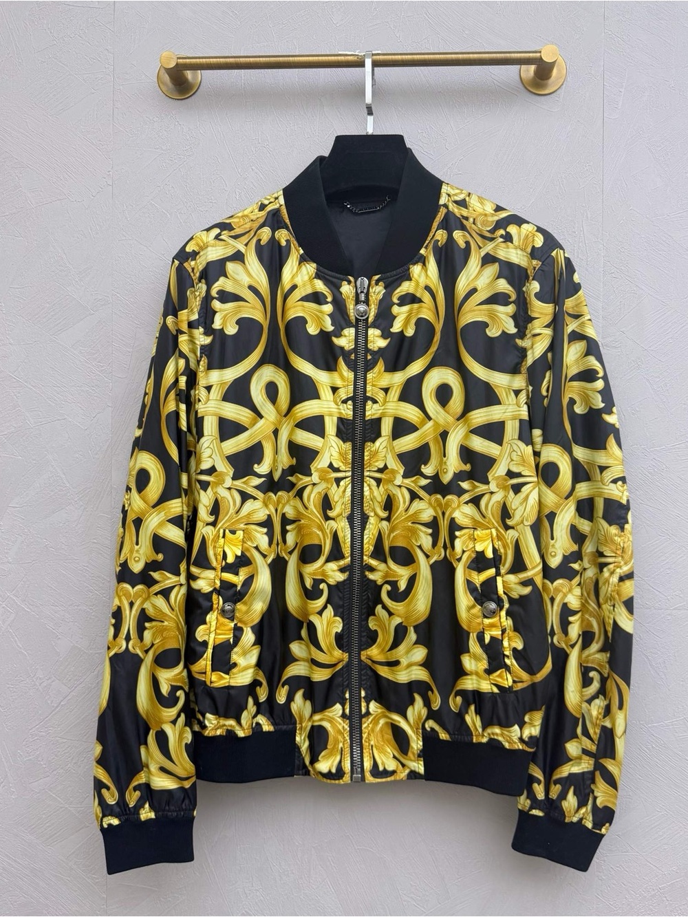 🚩steal Versace Black and Gold Baroque Bomber Jacket